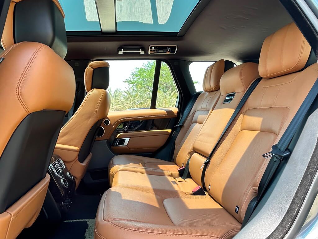 Riffa, Vehicles, Cars & Trucks , BHD 18400,  Land Rover Range Rover,  2018,  100000 KM,  RANGE ROVER VOGUE SUPERCHARGED  FOR SALE