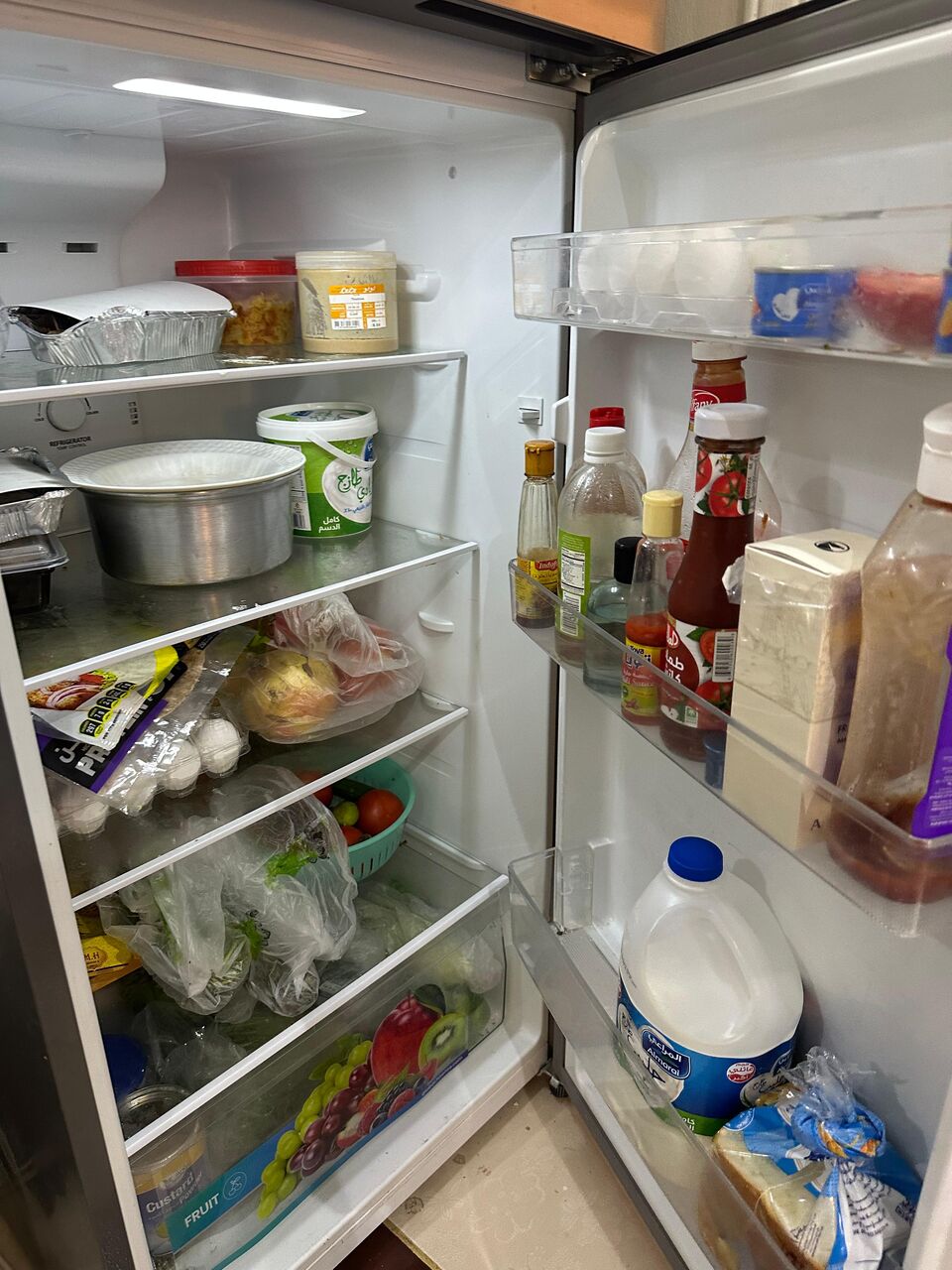 Ghirnatah, Electronics, SAR 800,  Fridge