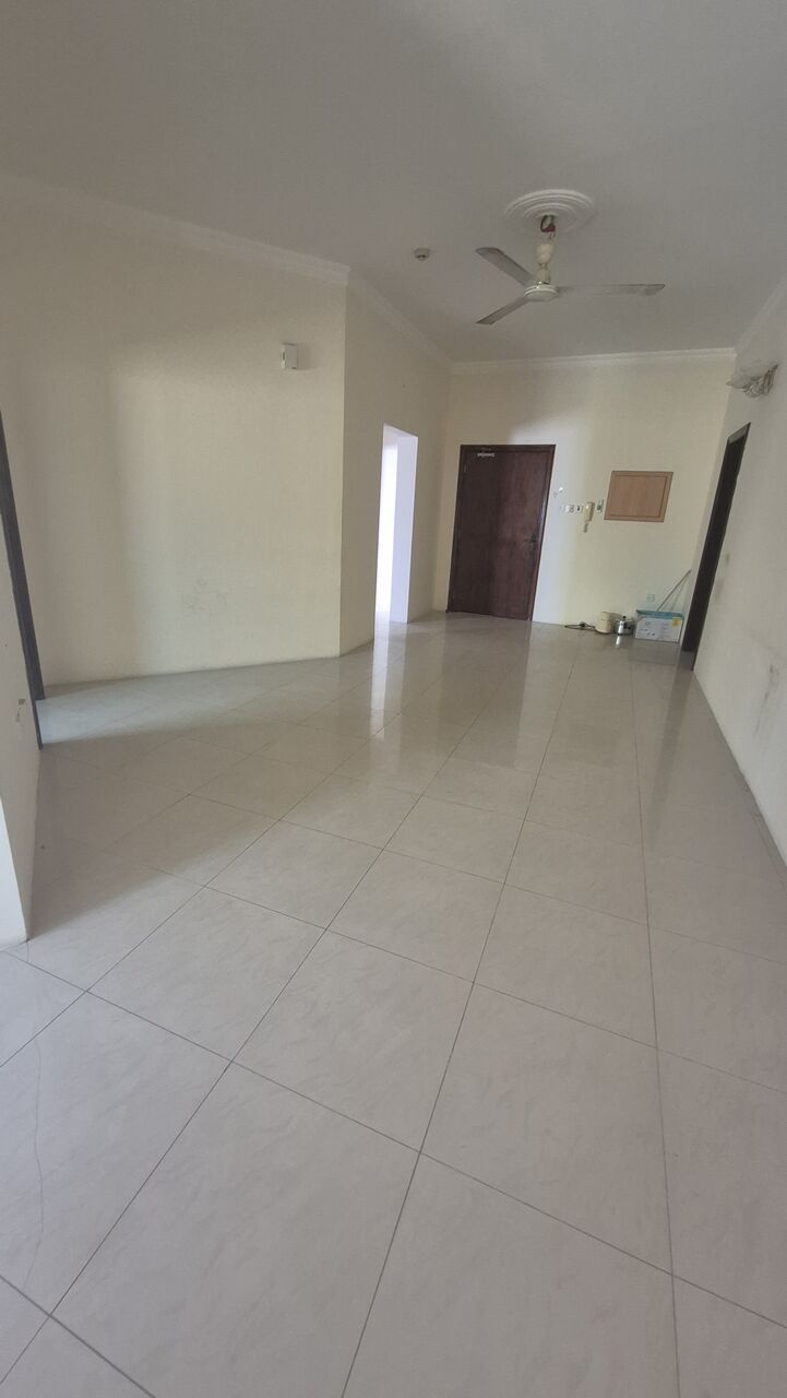 Manama, Apartments, Flats, Houses & Villas, BHD 350/month,  Furnished,  2 BR,  174 Sq. Meter,  Flat For Rent