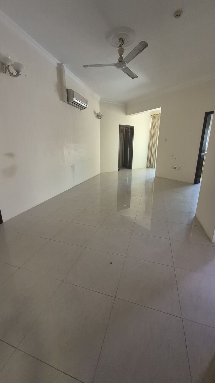 Manama, Apartments, Flats, Houses & Villas, BHD 350/month,  Furnished,  2 BR,  174 Sq. Meter,  Flat For Rent