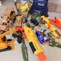 BHD 5, Gun And Car Toys