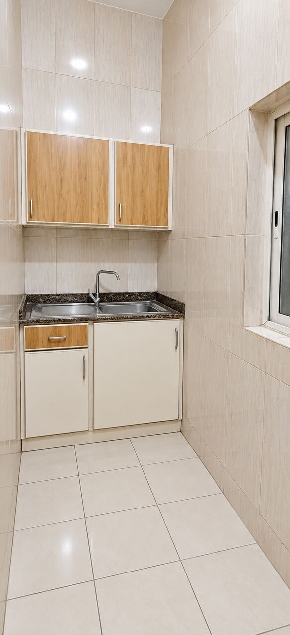 West Riffa, Apartments, Flats, Houses & Villas, BHD 150/month,  2 BR,  For Rent: Unfurnished Apartment In West Riffa.