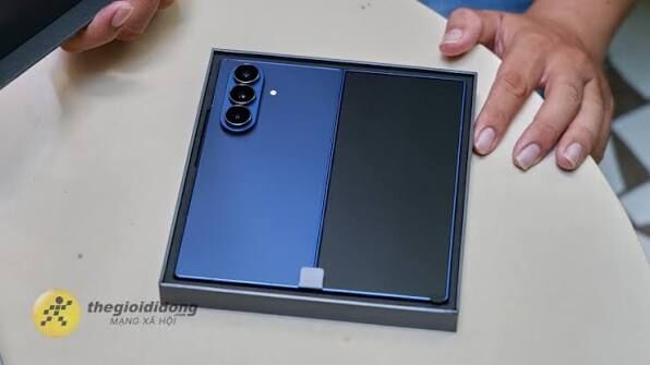 Hoora, Mobile Phones, BHD 485,  Samsung Zfold 7 16/1 TB ( 1000 GB) Blue Shadow New Condition Box With Accessories