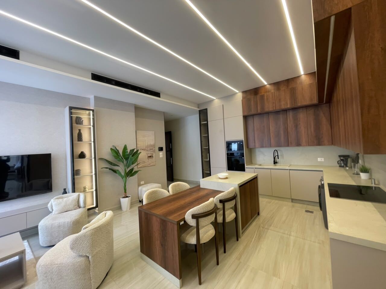 Abdoun, Apartments, Flats, Houses & Villas, JOD 19000/year,  Furnished,  3 BR,  120 Sq. Meter,  Ground Floor Apartment For Rent