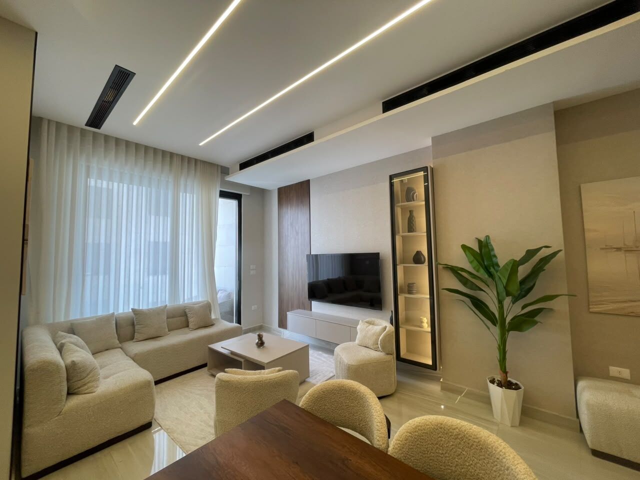 Abdoun, Apartments, Flats, Houses & Villas, JOD 19000/year,  Furnished,  3 BR,  120 Sq. Meter,  Ground Floor Apartment For Rent