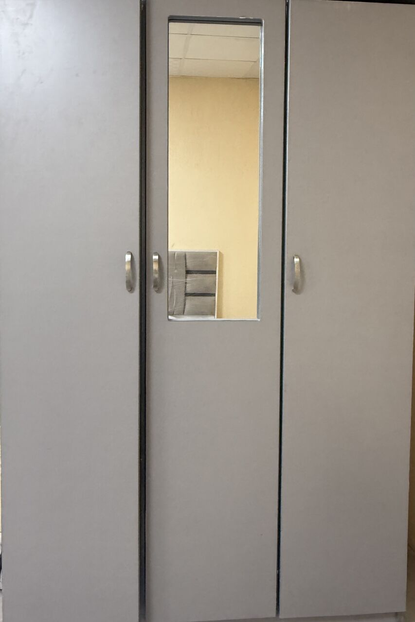 Olaya, Furniture, SAR 200,  Three Door Wardrobe/Cupboard Excellent Condition