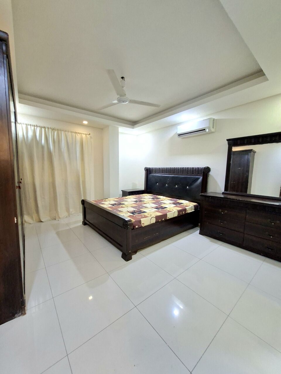 Hoora, Apartments, Flats, Houses & Villas, BHD 250/month,  Furnished,  2 BR,  Fully Furnished 2BHK With Ewa In Hoora,Parking,Lift,Neat & Clean Flat @ 35547951
