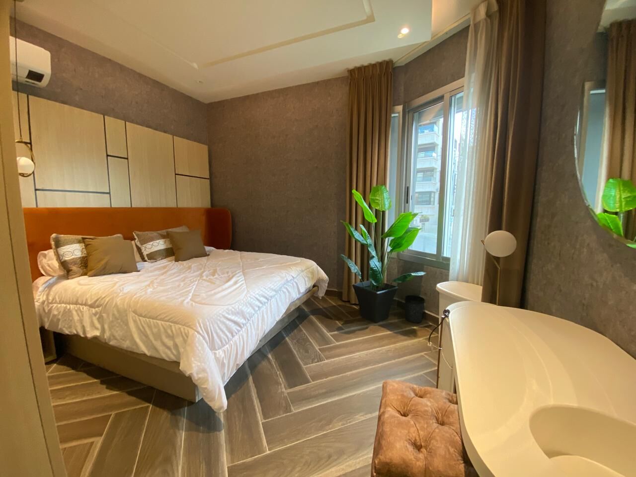 Amman, Apartments, Flats, Houses & Villas, JOD 18/year,  Furnished,  185 Sq. Meter,  Apartment For Rent In Deir Ghbar