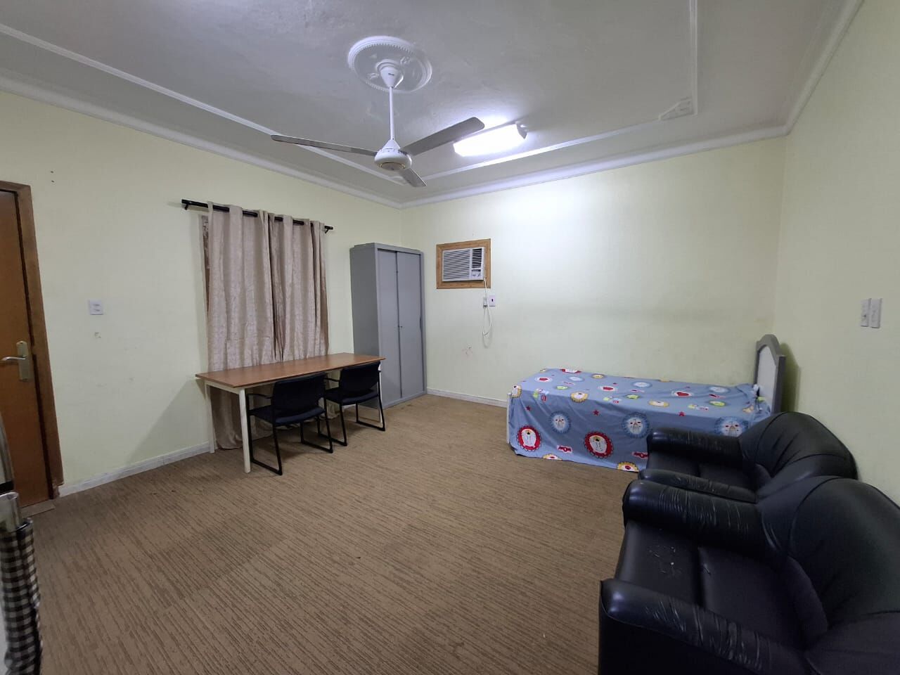 Dammam, Apartments, Flats, Houses & Villas, SAR 1150/month,  BIG ROOM WITH BATHROOM AVAILABLE FOR EXCUTUIVE BACHELOR FULLLY FURNISH