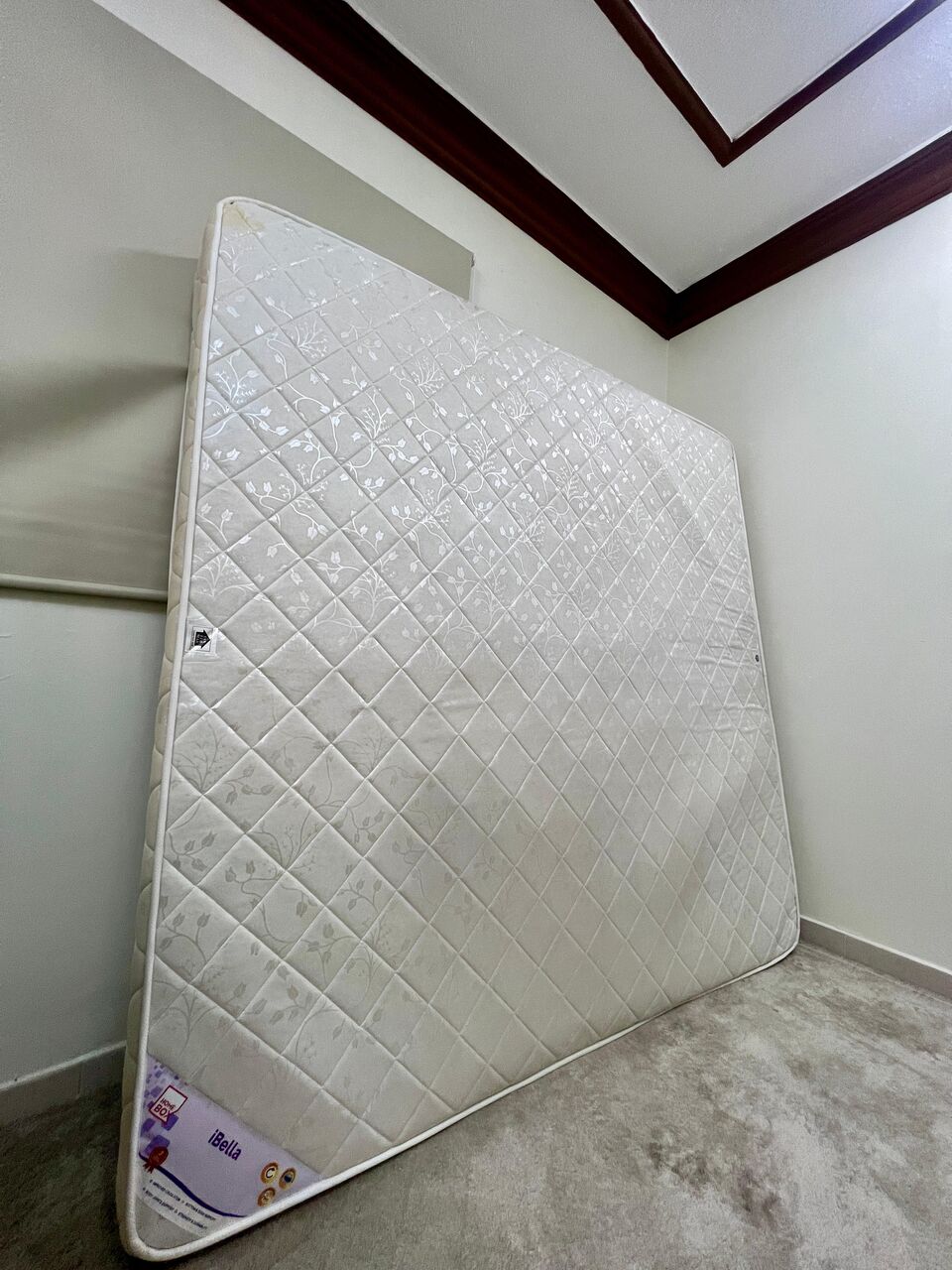 Riyadh, Furniture, SAR 450,  Mattress For Sale (Home Box) &ndash; 5 Years Warranty (Very Good Condition)