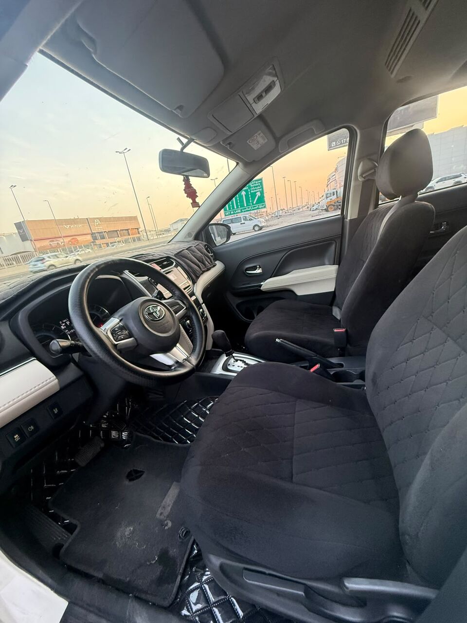 Manama, Vehicles, Cars & Trucks , BHD 4200,  Toyota Rush,  2020,  Automatic,  154950 KM,    (White)