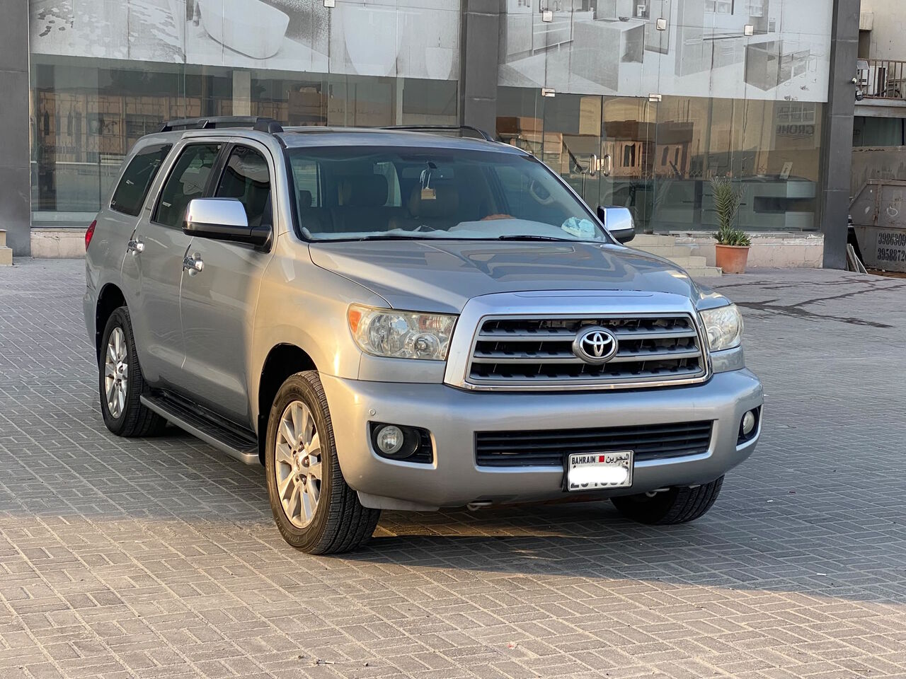 Manama, Vehicles, Cars & Trucks , BHD 5500,  Toyota Sequoia,  2012,  Automatic,  230600 KM,    (Silver)
