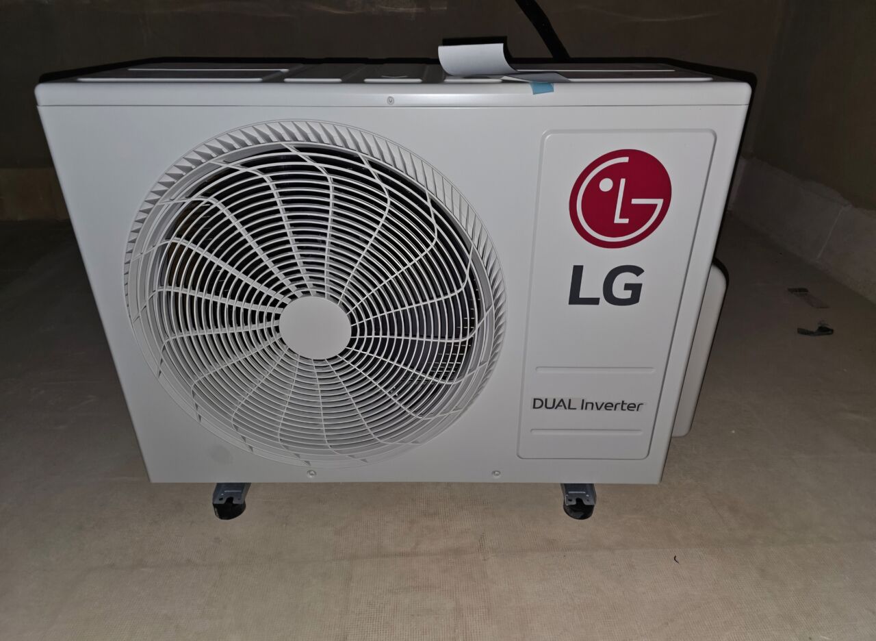 Khobar, Air Conditioners, SAR 1900,  LG Split AC 2 Ton