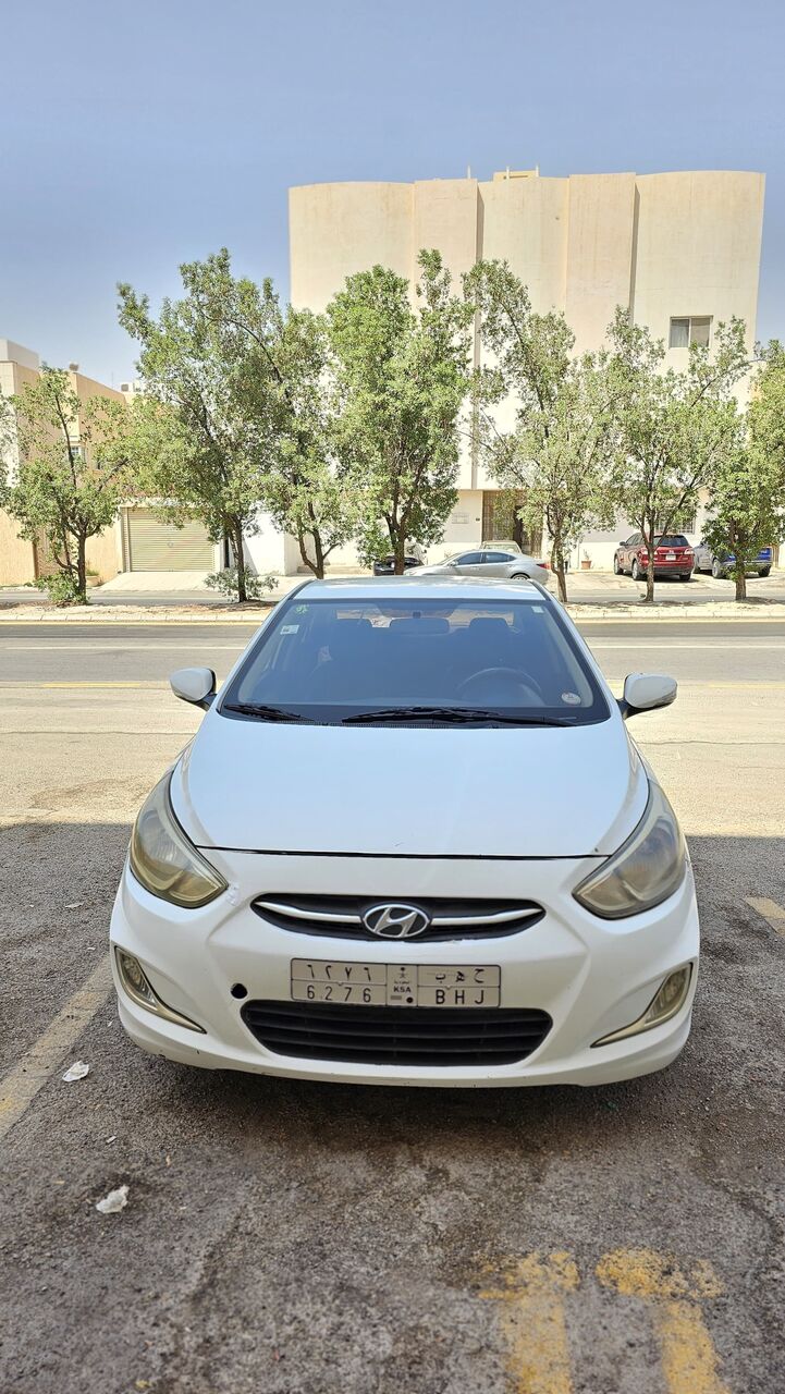Riyadh, Vehicles, Cars & Trucks , SAR 21500,  Hyundai Accent,  2016,  Automatic,  198000 KM,
