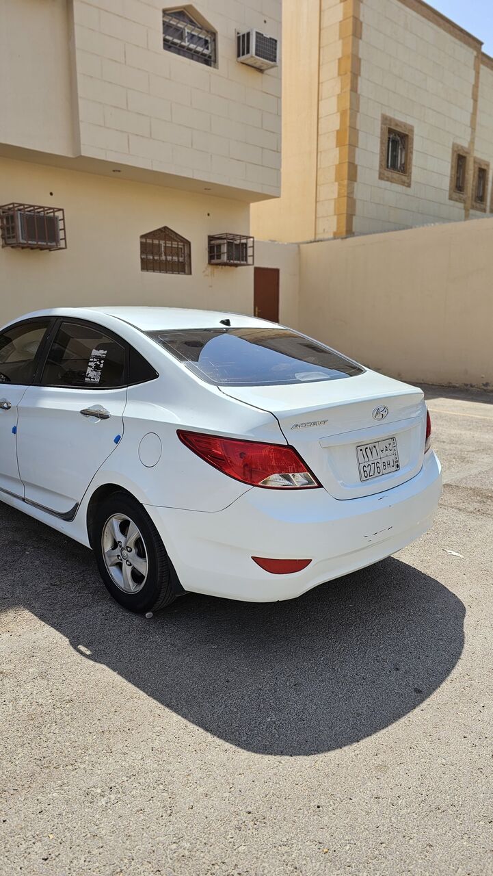 Riyadh, Vehicles, Cars & Trucks , SAR 21500,  Hyundai Accent,  2016,  Automatic,  198000 KM,