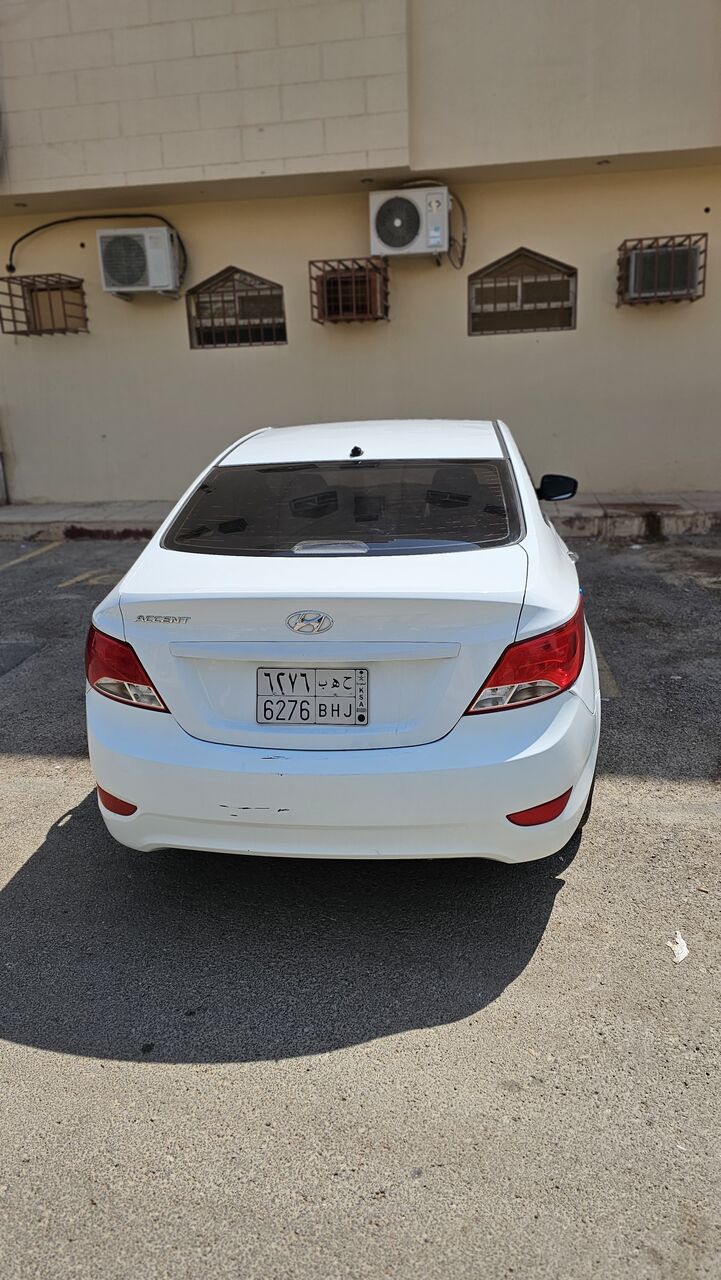Riyadh, Vehicles, Cars & Trucks , SAR 21500,  Hyundai Accent,  2016,  Automatic,  198000 KM,