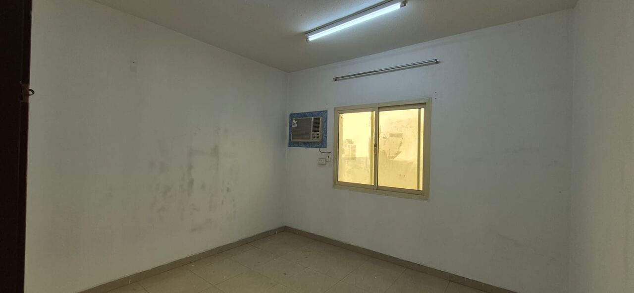 Jubail, Apartments, Flats, Houses & Villas, SAR 2500/month,  Family 2BHK Flat Near Indian School And Coral Hotel Only 2,500sr Free Elect, Wifi, Water