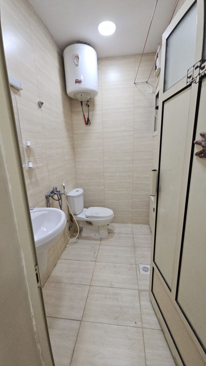 Hoora, Apartments, Flats, Houses & Villas, BHD 180/month,  1 BR,  1 Bedroom Semi Furnished Flat For Rent With Ewa