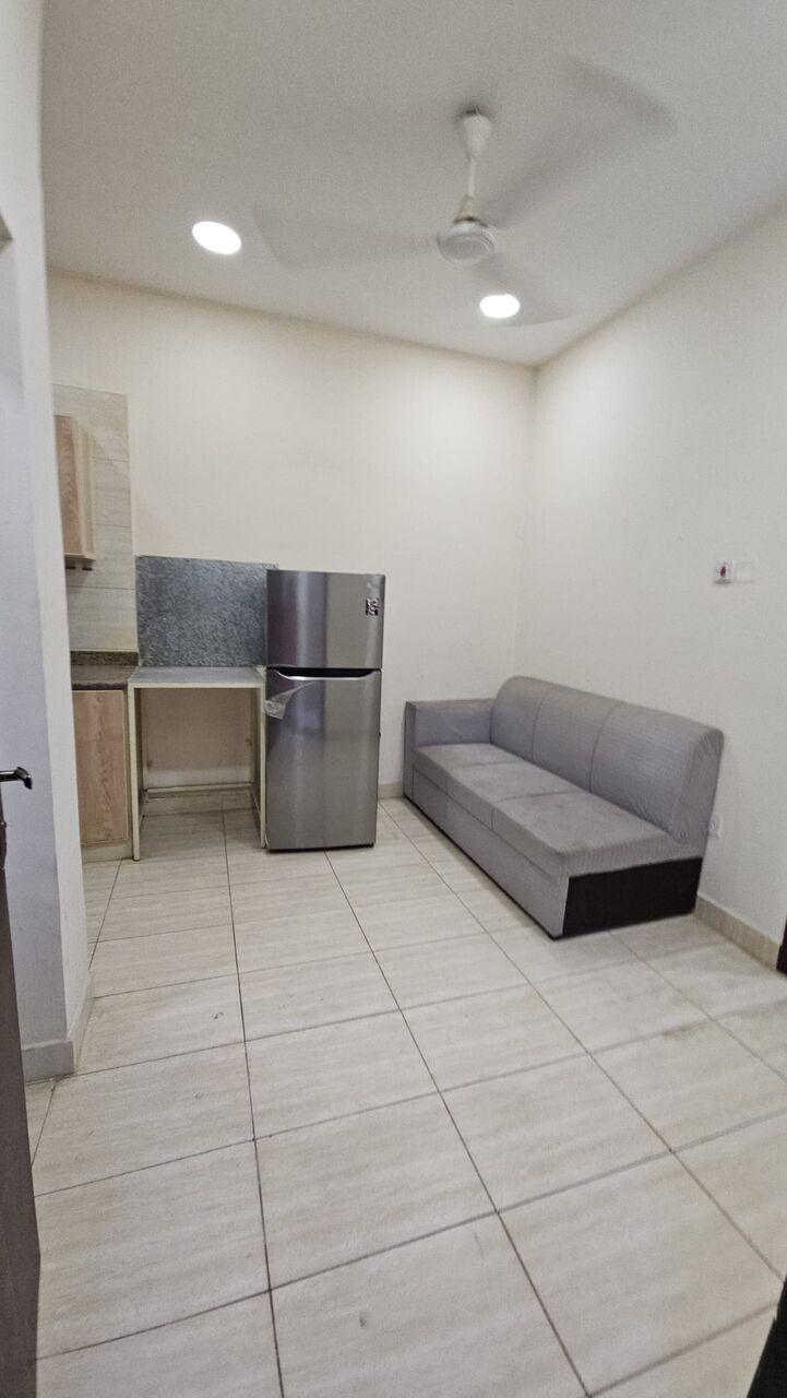Hoora, Apartments, Flats, Houses & Villas, BHD 180/month,  1 BR,  1 Bedroom Semi Furnished Flat For Rent With Ewa