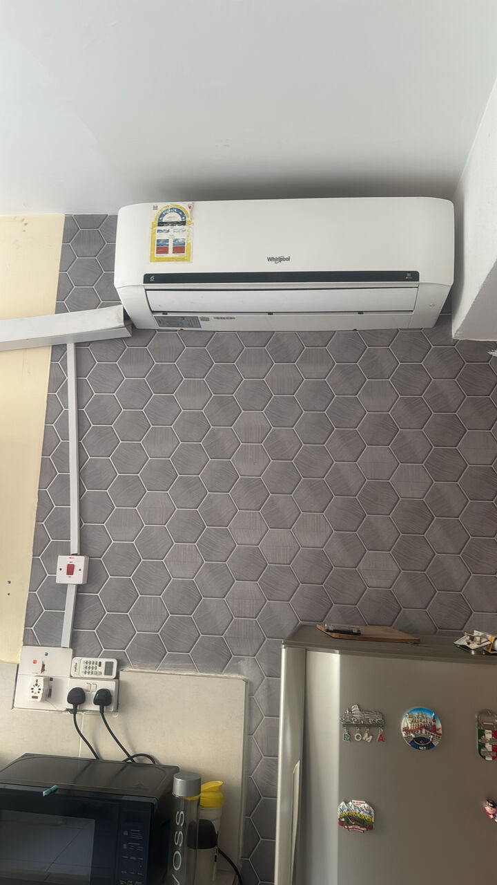 Manama, Air Conditioners, BHD 90,  Whirl Pool AC 1.5 Ton