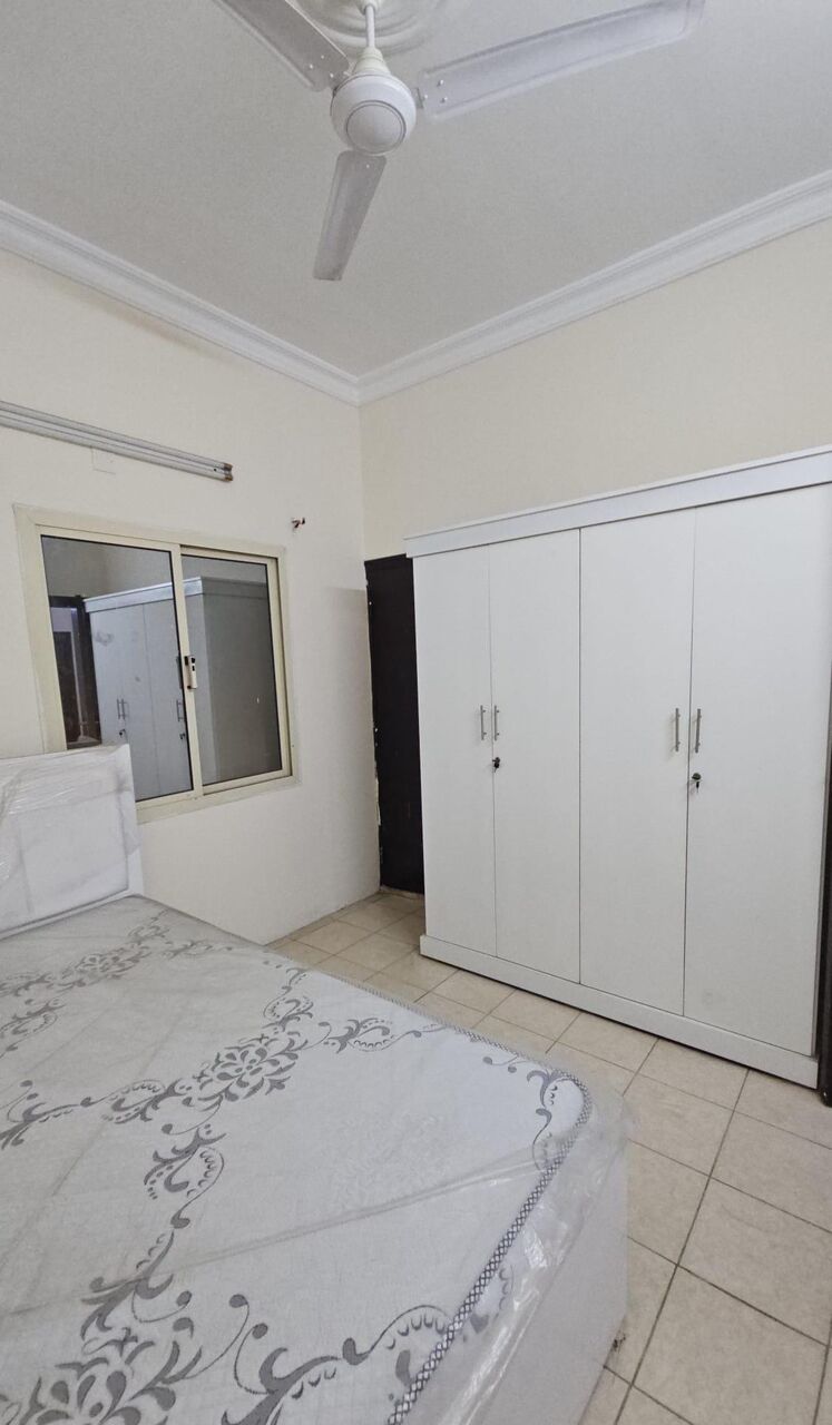 Gudaibiya, Apartments, Flats, Houses & Villas, BHD 230/month,  Furnished,  2 BR,  2 Bedroom Semi Furnished Flat Rent With Ewa