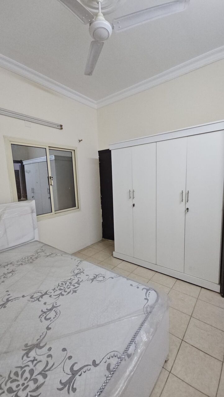 Hoora, Apartments, Flats, Houses & Villas, BHD 230/month,  2 BR,  2 Bedroom Semi Furnished Flat For Rent With Ewa