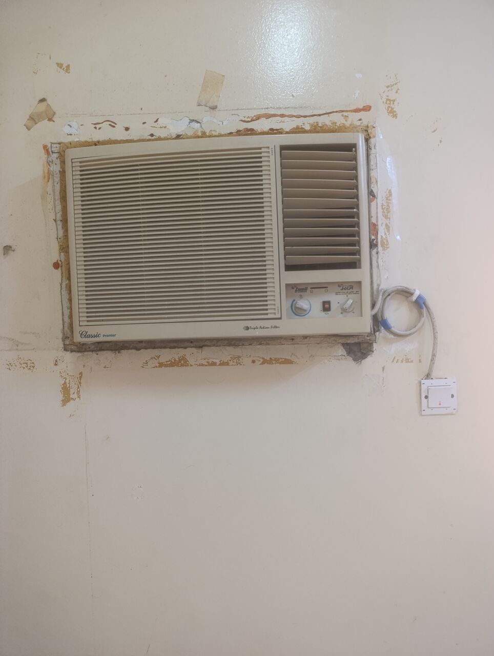 Sanad, Air Conditioners, BHD 55,  For Sale Window AC 1.5 Tons Classic Premier ZAMLL  Brand It