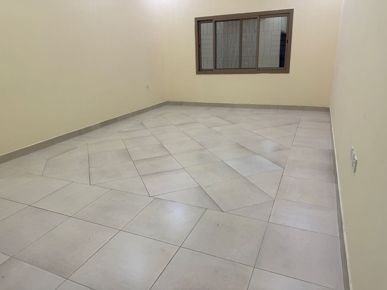 Tubli, Apartments, Flats, Houses & Villas, BHD 250/year,  3 BR,  Unfurnished 3 Bhk, With Ewa