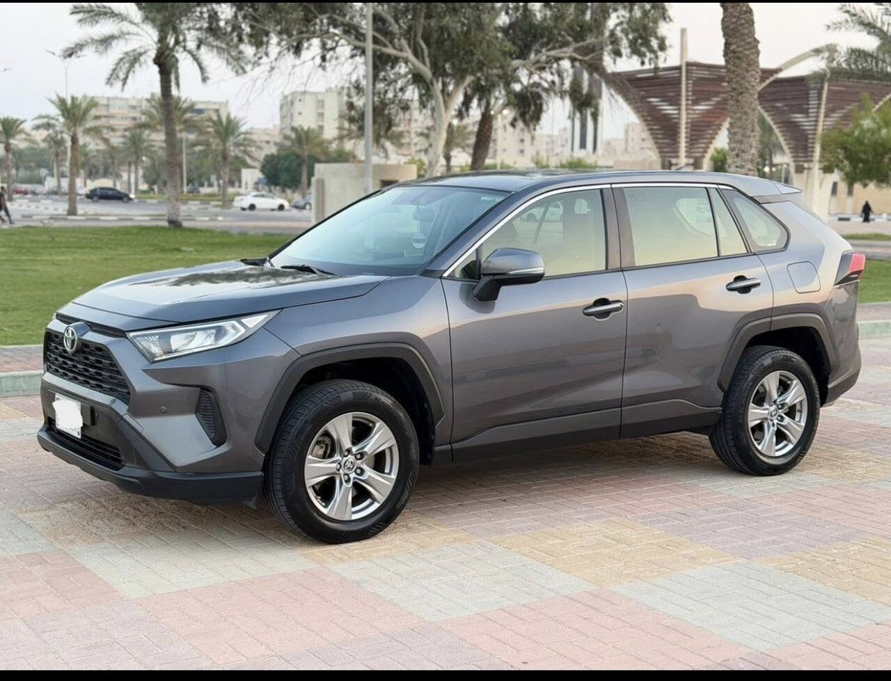 Riyadh, Vehicles, Cars & Trucks , SAR 91000,  Toyota RAV4,  2024,  Automatic,  155000 KM,    In Excellent Condition. No Accident, No Repaint . Expat Owner .
