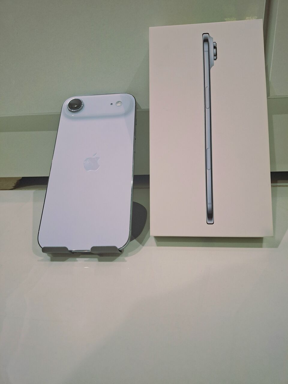 Riyadh, Mobile Phones, SAR 2550,  I Phone 17 Air 256gb Battery 96%