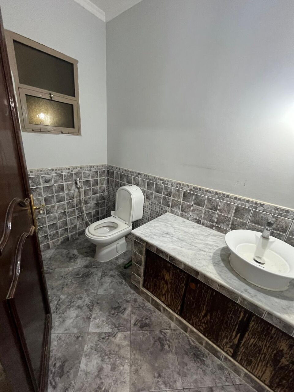 Riffa, Apartments, Flats, Houses & Villas, BHD 150/month,  3 BR,  Villa 2 Floor Portion For Rent