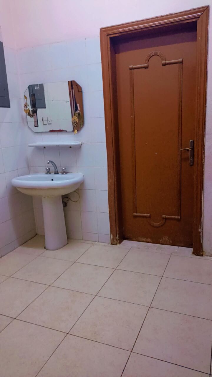 Riyadh, Rooms for Rent, SAR 1700/month,  Room Available For Rent - Family/Female
