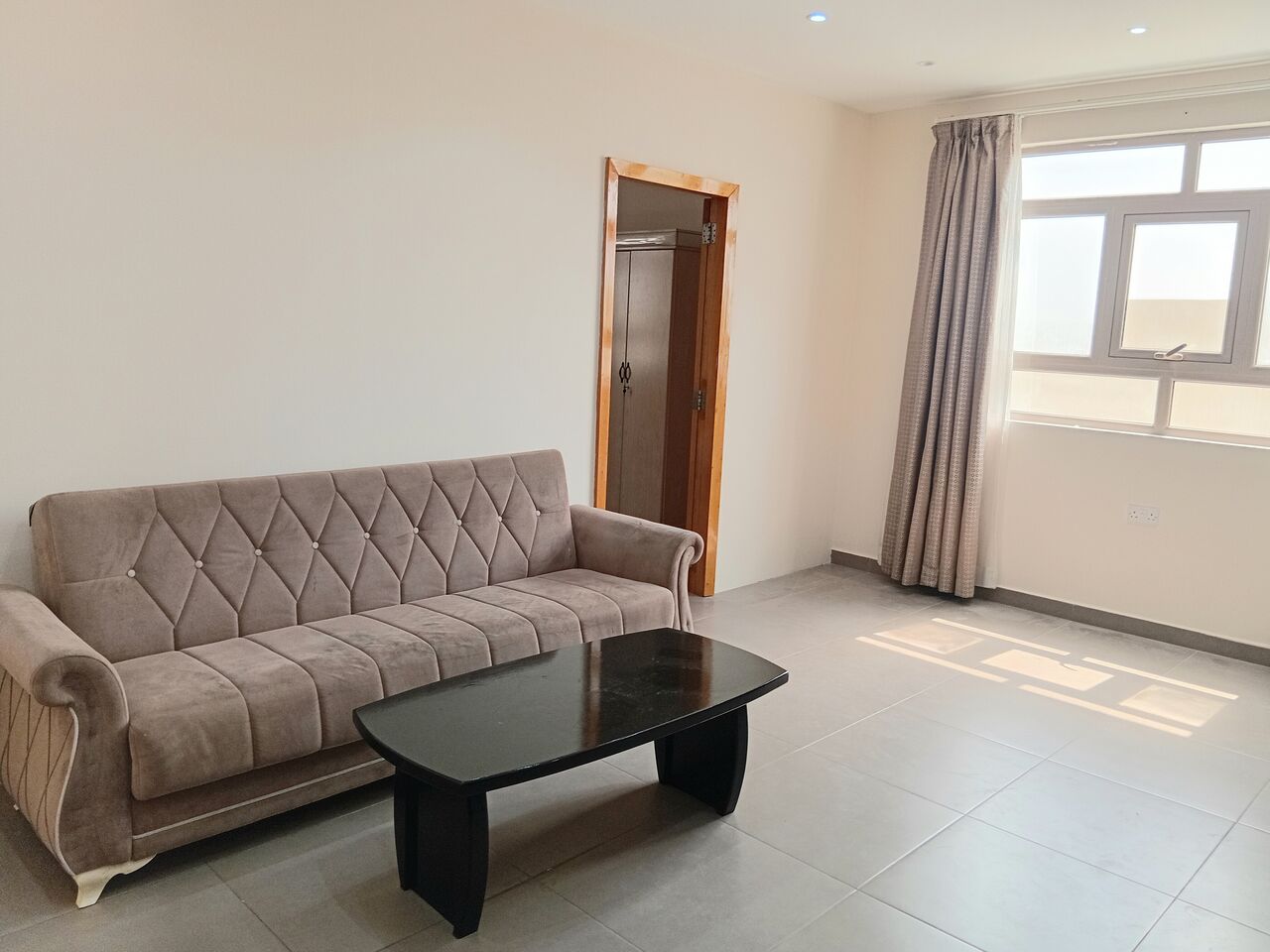 Mahooz, Apartments, Flats, Houses & Villas, BHD 250/month,  Furnished,  1 BR,  Fully-furnished | Mahooz | Balcony | Parking | Wifi | Gym | Security | Maintenance