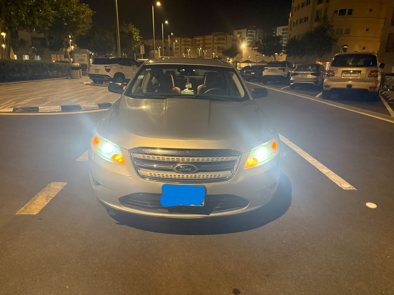Jeddah, Vehicles, Cars & Trucks , SAR 22000,  Ford Taurus SEL 2010,  2010,  Automatic,  273000 KM,  Clean  -  - 273,000 Km