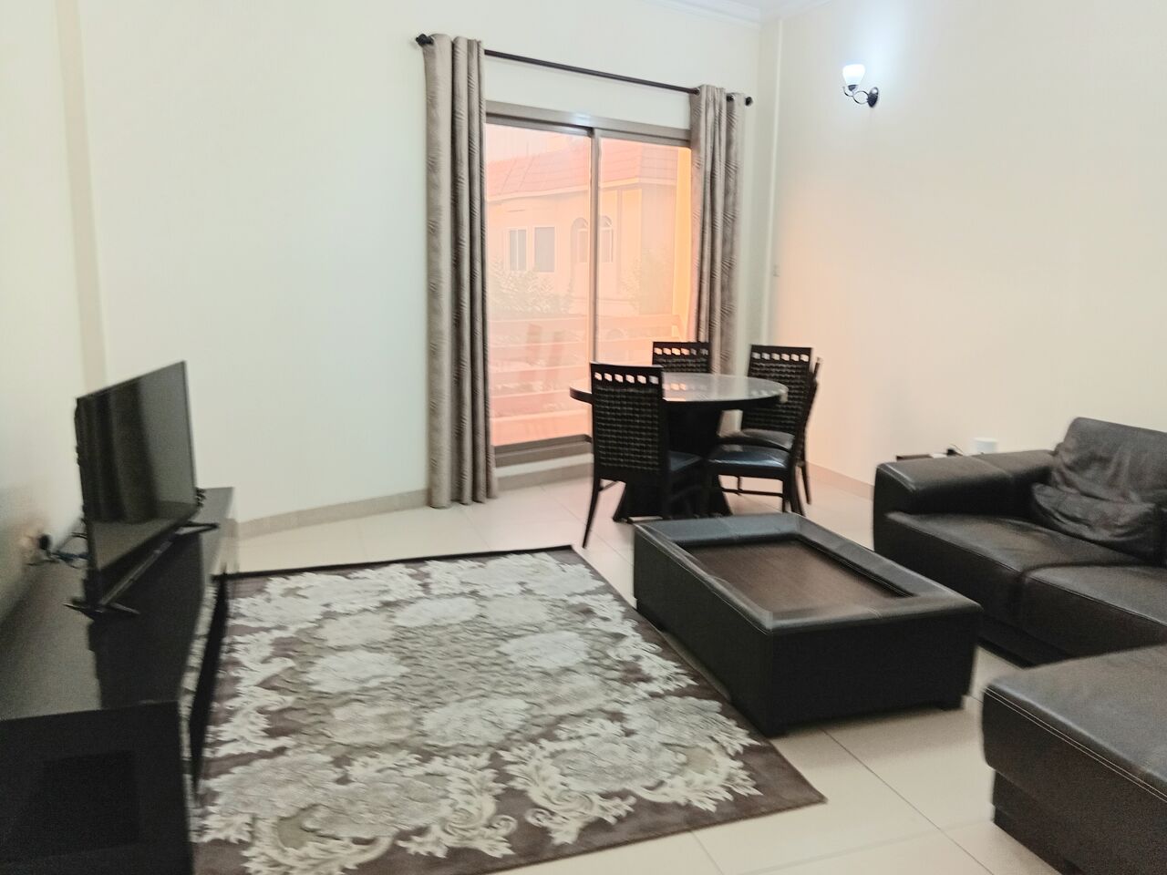 Zinj, Apartments, Flats, Houses & Villas, BHD 250/month,  1 BR,  Fully-furnished | Zinj | Parking | Wifi | Closed Kitchen | EWA LMT BD25 | Yearlycalcultion