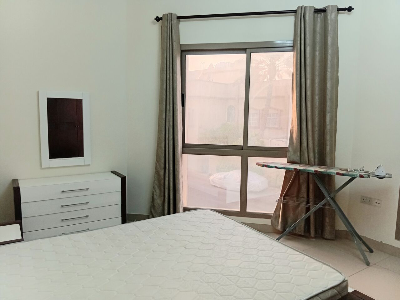 Zinj, Apartments, Flats, Houses & Villas, BHD 250/month,  1 BR,  Fully-furnished | Zinj | Parking | Wifi | Closed Kitchen | EWA LMT BD25 | Yearlycalcultion