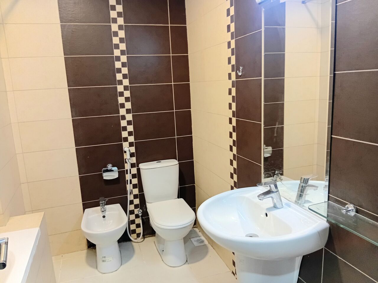 Zinj, Apartments, Flats, Houses & Villas, BHD 250/month,  1 BR,  Fully-furnished | Zinj | Parking | Wifi | Closed Kitchen | EWA LMT BD25 | Yearlycalcultion