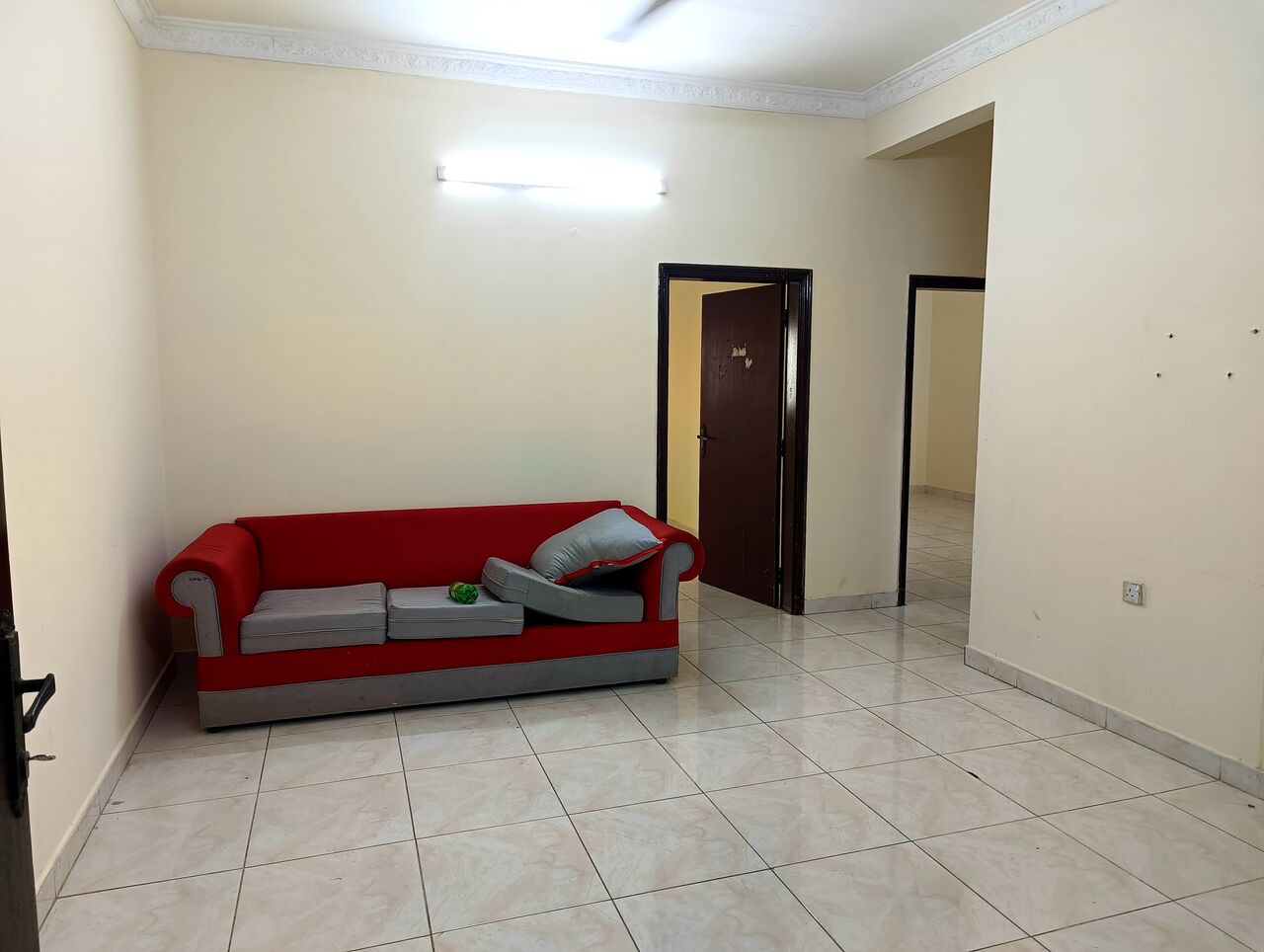 Sitra, Apartments, Flats, Houses & Villas, BHD 120/month,  Furnished,  2 BR,  Spacious 2 BHK Flat For Rent In Sitra