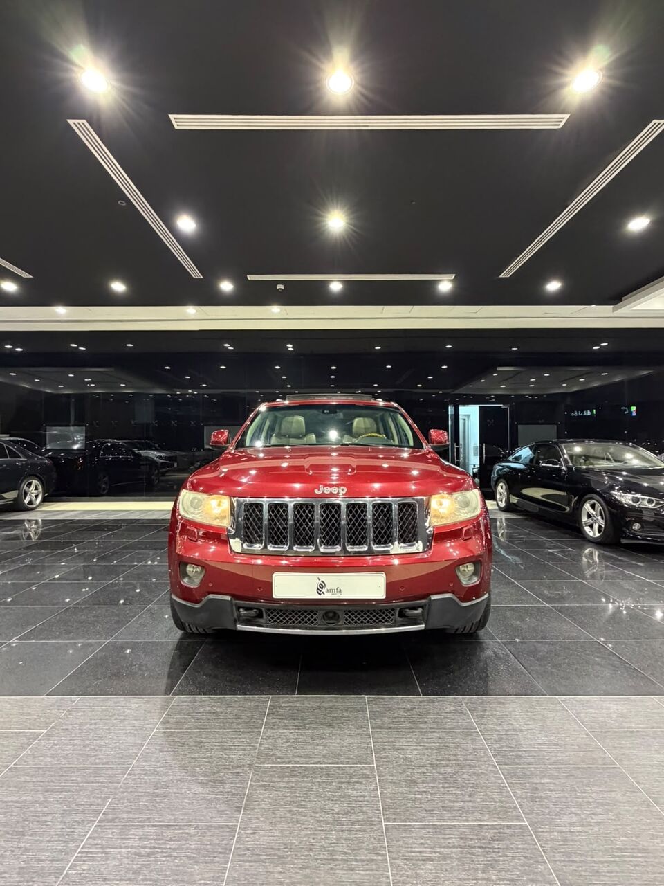 Sanabis, Vehicles, Cars & Trucks , BHD 3700,  Jeep Grand Cherokee,  2013,  Automatic,  163000 KM,
