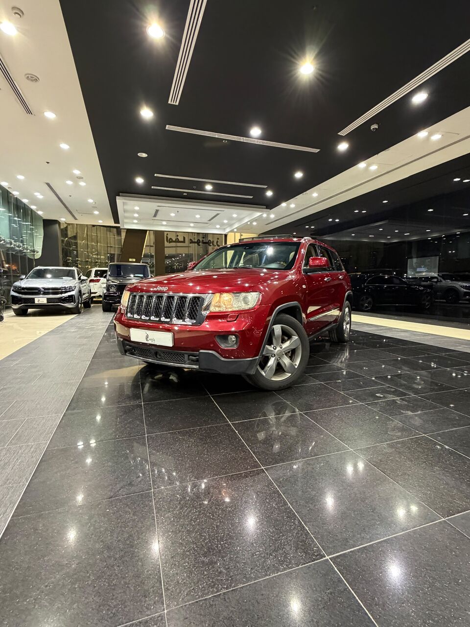 Sanabis, Vehicles, Cars & Trucks , BHD 3700,  Jeep Grand Cherokee,  2013,  Automatic,  163000 KM,