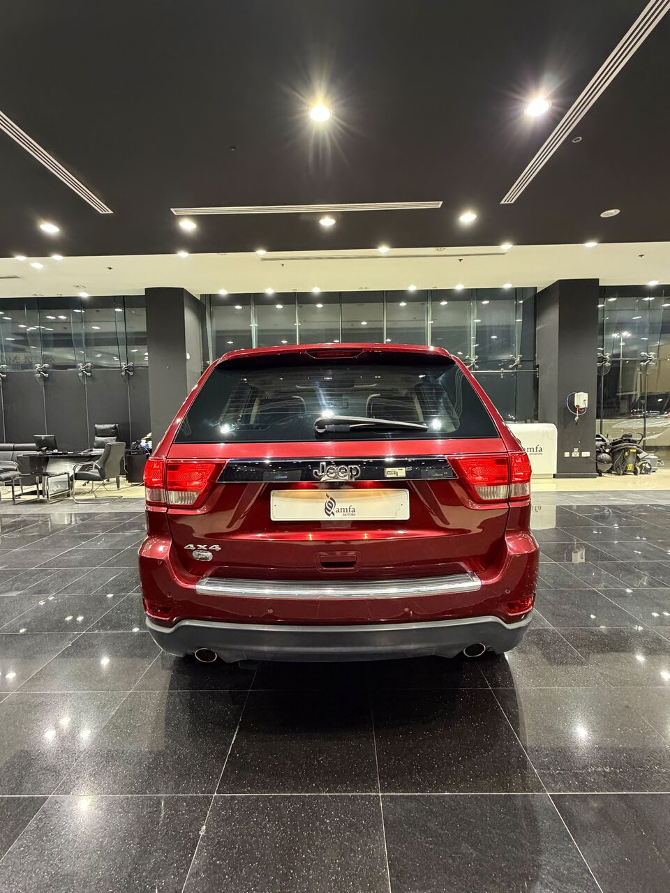 Sanabis, Vehicles, Cars & Trucks , BHD 3700,  Jeep Grand Cherokee,  2013,  Automatic,  163000 KM,