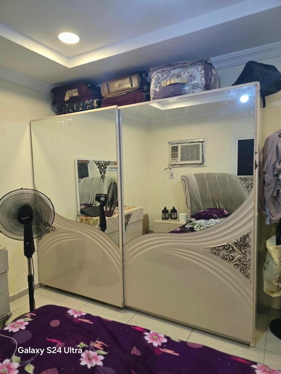 Jeddah, Household Items, SAR 500,  Sell Bedset Wardrobe Fridge Sofa Ac