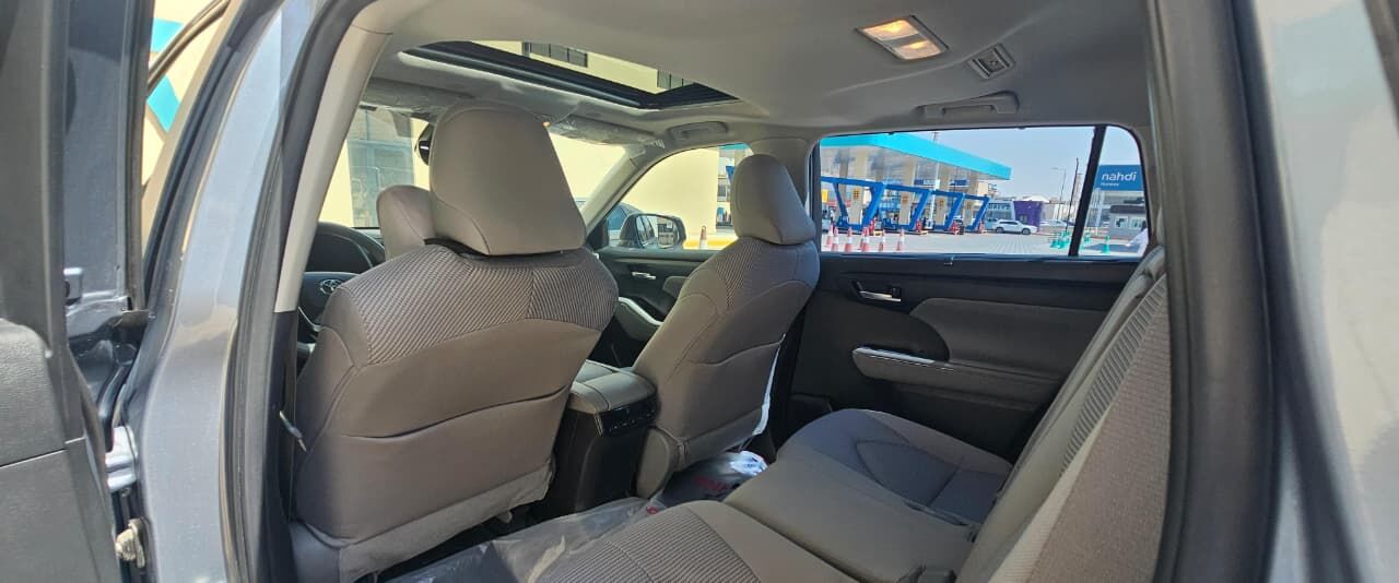 Riyadh, Vehicles, Cars & Trucks , SAR 135000,  Toyota Highlander GLE 4x4,  2024,  Automatic,  44000 KM,  New