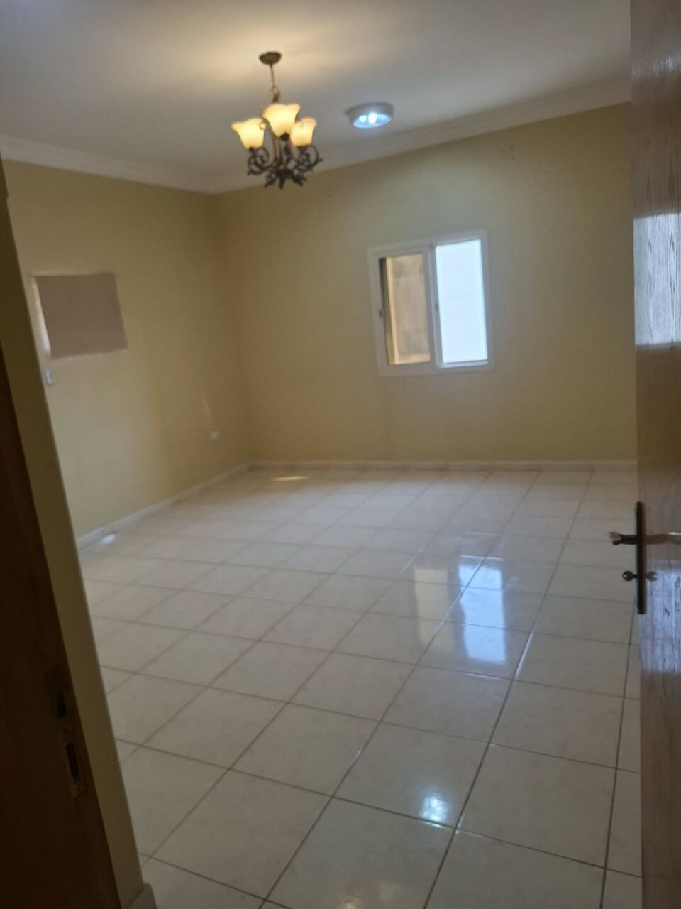 Khobar, Apartments, Flats, Houses & Villas, SAR 23600/year,  2 BR,  Family Apartment For Rent (Two Rooms, Hall, Bathrooms, Kitchen, Two Bathrooms)