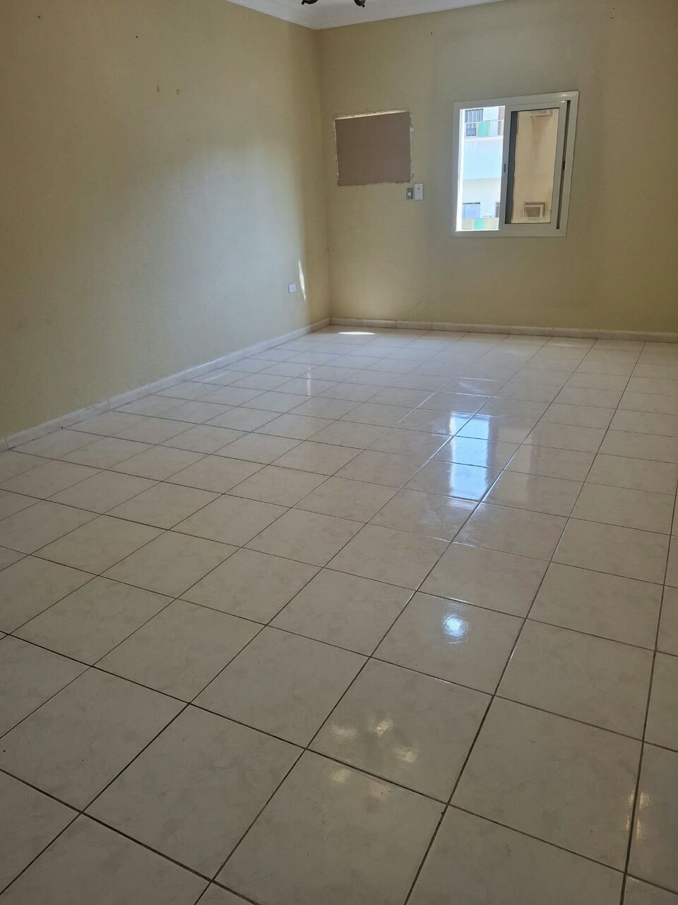 Khobar, Apartments, Flats, Houses & Villas, SAR 23600/year,  2 BR,  Family Apartment For Rent (Two Rooms, Hall, Bathrooms, Kitchen, Two Bathrooms)