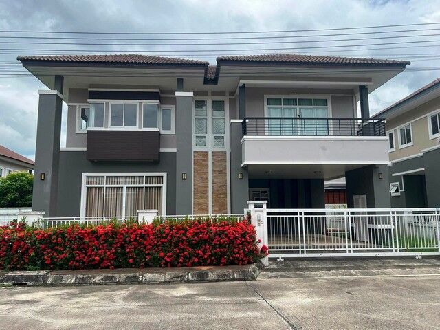 Bangkok, Villas, THB 39000,  120 Sq. Feet,  #EANF#