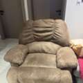 SAR 215,  Recliner Chair Good Condition (sofa) -215