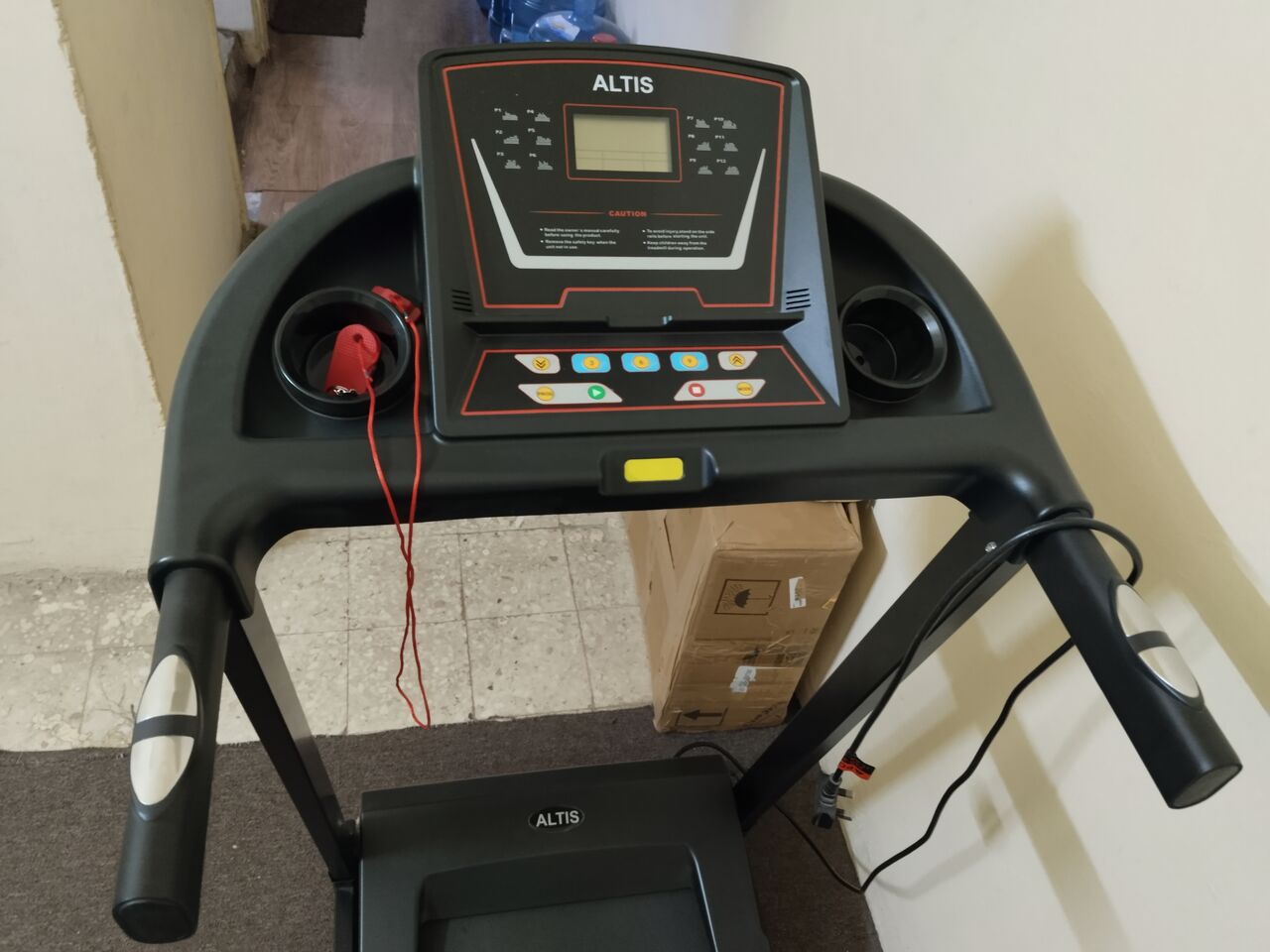 Riyadh, Electronics, SAR 550,  Treadmill