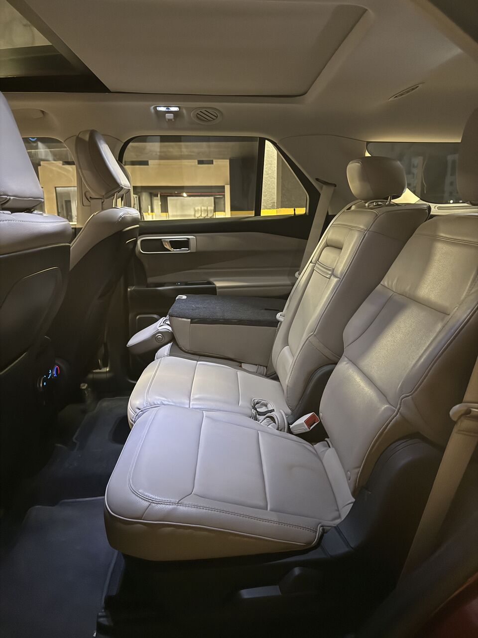 Al Rakah Al Janubiyah, Vehicles, Cars & Trucks , SAR 88000,  Ford Explorer,  2020,  Automatic,  95000 KM,    Single Owner Almost New Low Mileage