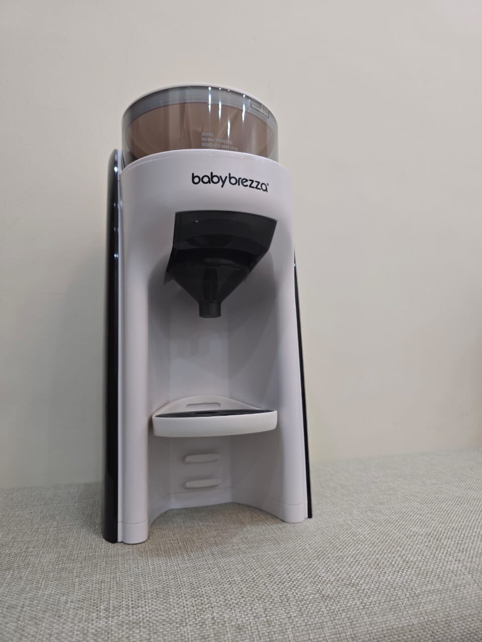 Jeddah, Baby & Kid Stuff, SAR 600,  Baby Bareeza Pro Advance Automatic Milk Maker. Excellent Condition. Like New